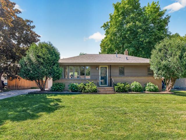 1056 Glenhill Road Shoreview MN 55126 - MLS# 7087232