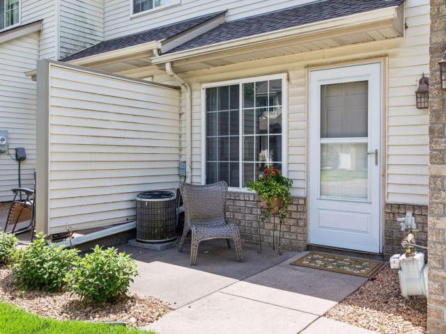 7943 Forest Boulevard Unit I Woodbury MN 55125 - MLS# 7087403