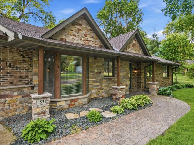 1831 Koehnen Circle Excelsior MN 55331 - MLS# 7087735