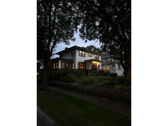2122 Carroll Avenue Saint Paul MN 55104 - MLS# 7087777