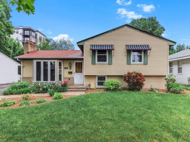6237 Russell Avenue S Richfield MN 55423 - MLS# 7087800