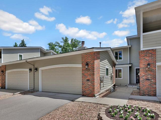 8286 Kingslee Road Bloomington MN 55438 - MLS# 7087895