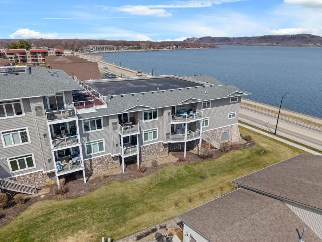 1215 N Lakeshore Drive Unit 205 Lake City MN 55041 - MLS# 7088084