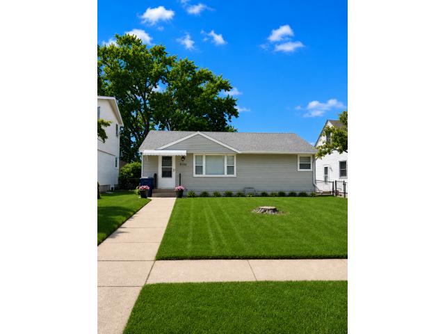 5132 4th Street NE Minneapolis MN 55421 - MLS# 7088184