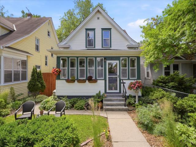 1008 Charles Avenue Saint Paul MN 55104 - MLS# 7088188