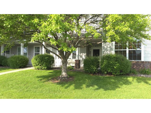 11304 Aberdeen Circle NE Unit B Minneapolis MN 55449 - MLS# 7088196