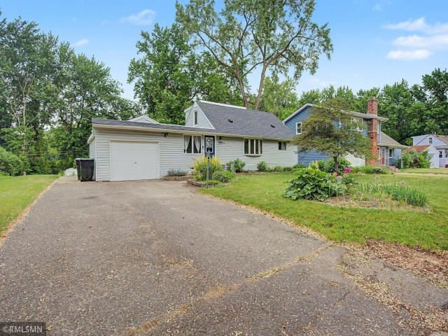 2299 Knoll Drive Saint Paul MN 55112 - MLS# 7088604