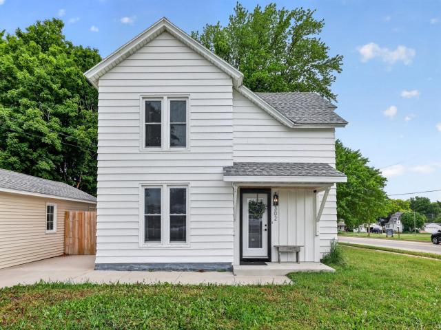 302 1st Street NW Dodge Center MN 55927 - MLS# 7088664