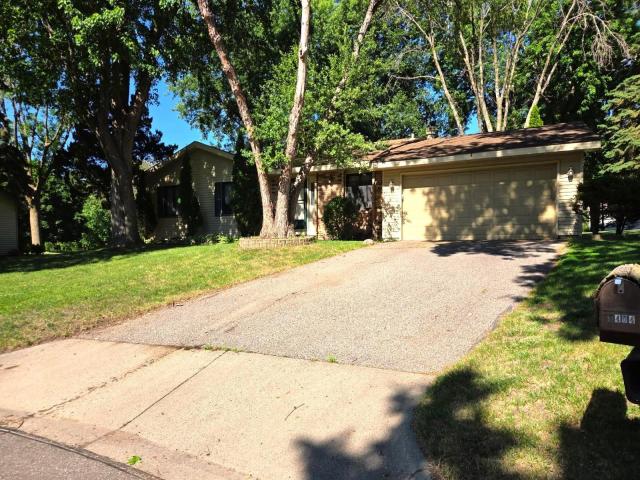 3404 Red Oak Circle N Burnsville MN 55337 - MLS# 7088671