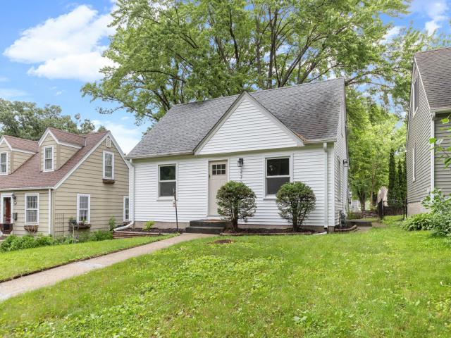 2729 Hampshire Avenue S Minneapolis MN 55426 - MLS# 7088721