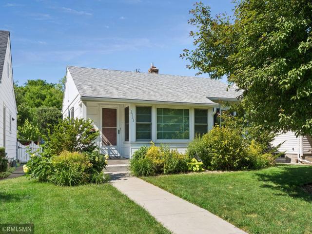 2133 Highland Parkway Saint Paul MN 55116 - MLS# 7088731