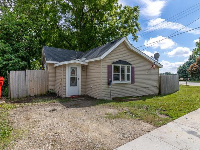 205 1st Street SW Dodge Center MN 55927 - MLS# 7088765