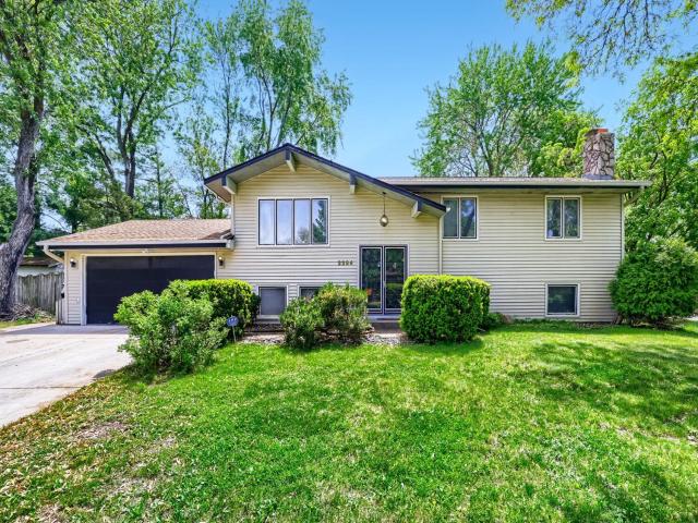 2284 Standridge Avenue Maplewood MN 55109 - MLS# 7088803