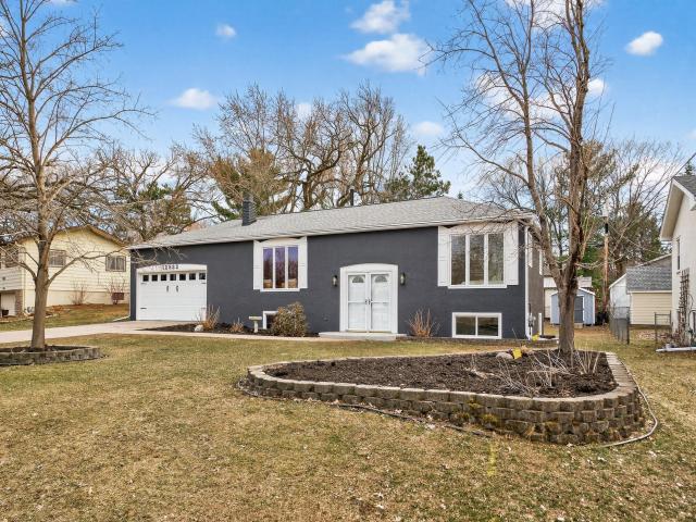 12832 Lincoln Street NE Minneapolis MN 55434 - MLS# 7088808