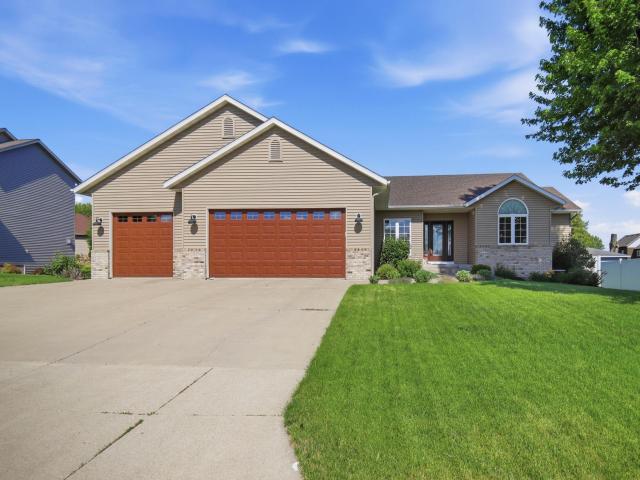 2405 Watertower Lane Owatonna MN 55060 - MLS# 7088843