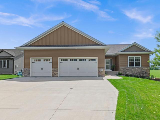 207 Bouldercrest Avenue NE Owatonna MN 55060 - MLS# 7088850