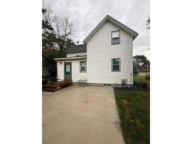412 Oak Avenue SE Montgomery MN 56069 - MLS# 7088915