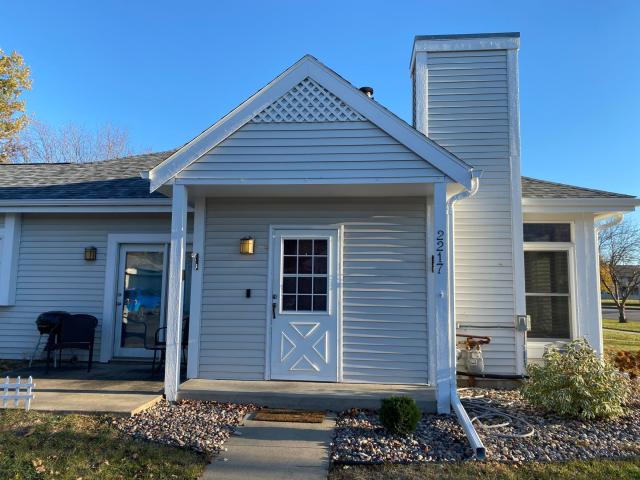 2217 Valleyhigh Drive NW Rochester MN 55901 - MLS# 7088991