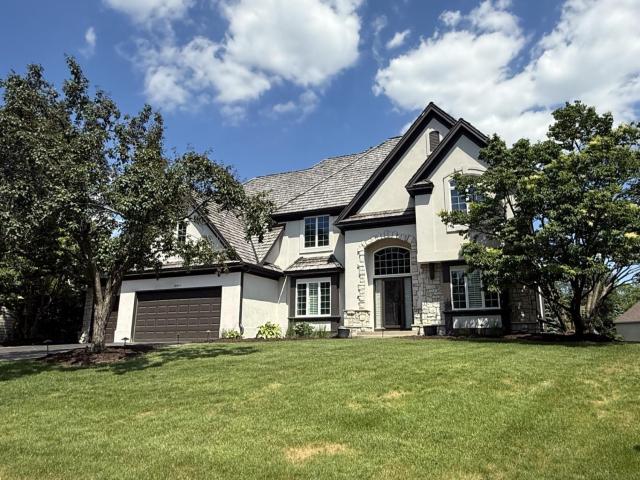 10451 White Tail Crossing Eden Prairie MN 55347 - MLS# 7089058