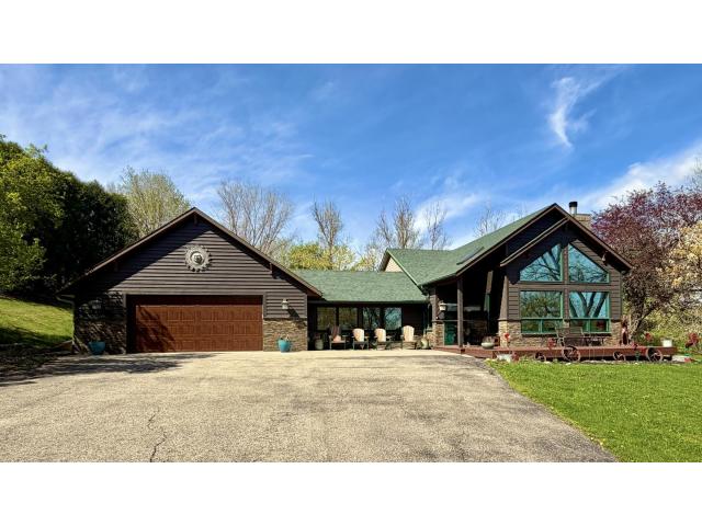 175 6th Lane NE Oronoco MN 55960 - MLS# 7089082