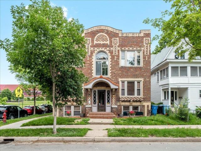 2701 Harriet Avenue Unit 202 Minneapolis MN 55408 - MLS# 7089101
