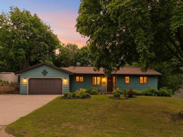 2205 Oakwood Drive Burnsville MN 55306 - MLS# 7089134