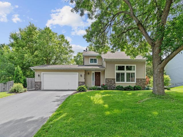 4770 Yorktown Lane N Minneapolis MN 55442 - MLS# 7089167