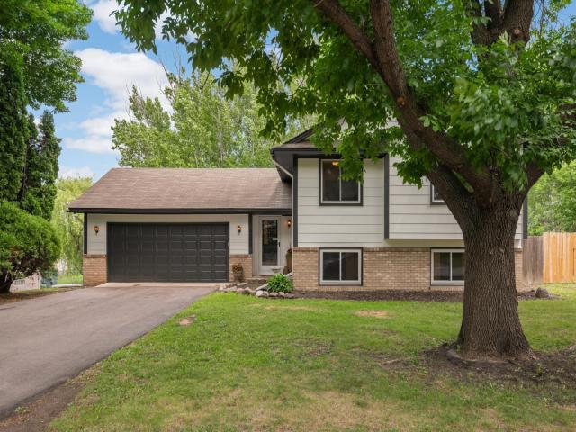 8900 Rosewood Lane N Osseo MN 55369 - MLS# 7089261