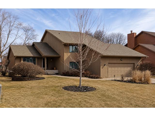 2100 Edinbrook Court Brooklyn Park MN 55443 - MLS# 7089298