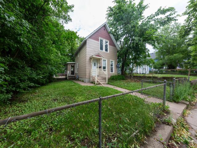 955 Wilson Avenue Saint Paul MN 55106 - MLS# 7089448