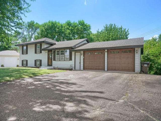 11340 Gladiola Street NW Coon Rapids MN 55433 - MLS# 7089458