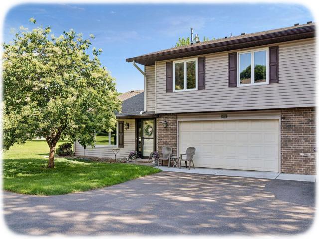 9558 Kingsview Lane N Osseo MN 55369 - MLS# 7089537