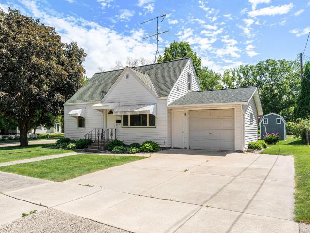227 5th Avenue NE Faribault MN 55021 - MLS# 7089559