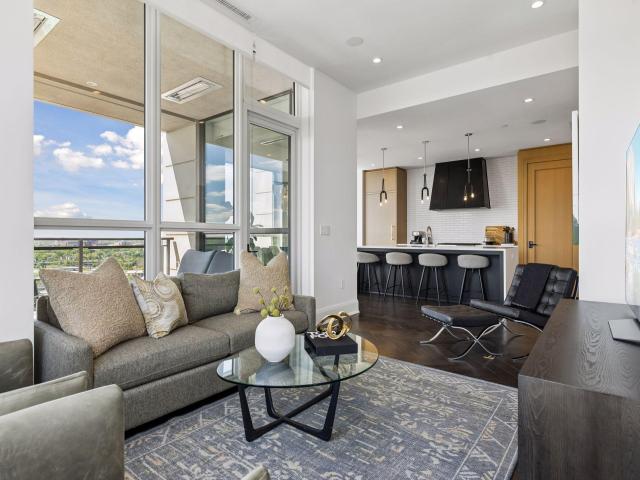 1111 W River Parkway Unit 23D Minneapolis MN 55415 - MLS# 7089673