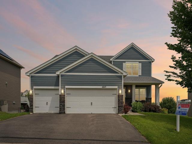 4647 Copper Ridge Drive Woodbury MN 55129 - MLS# 7089717