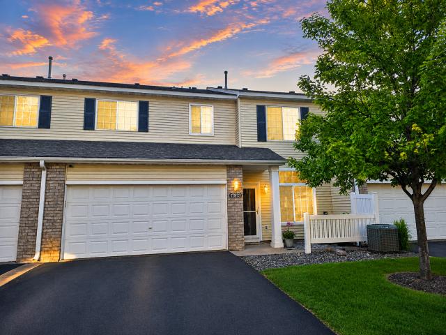 17973 96th Avenue N Maple Grove MN 55311 - MLS# 7089742