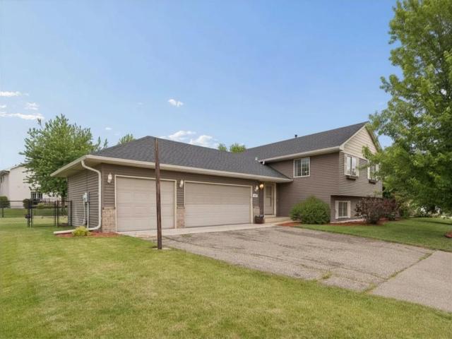 1146 Sparrow Road Waconia MN 55387 - MLS# 7089816