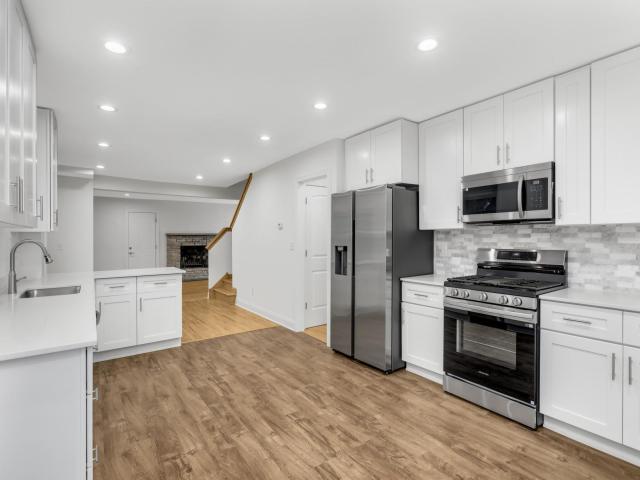 1077 Century Avenue S Saint Paul MN 55119 - MLS# 7089823