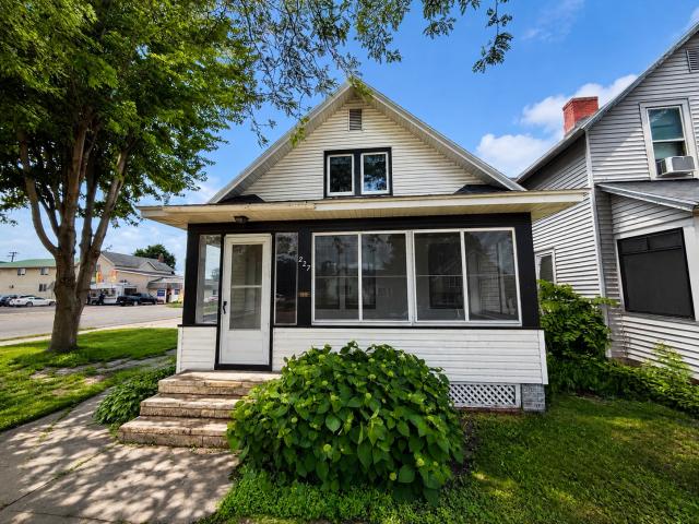 227 Mankato Avenue Winona MN 55987 - MLS# 7089833
