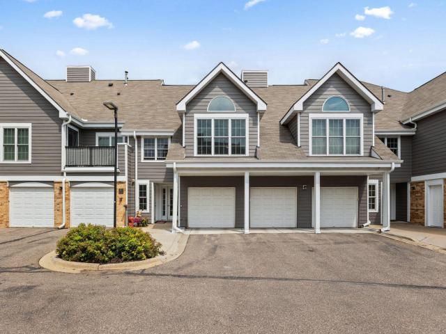 6010 Chasewood Parkway Unit 205 Minnetonka MN 55343 - MLS# 7089939