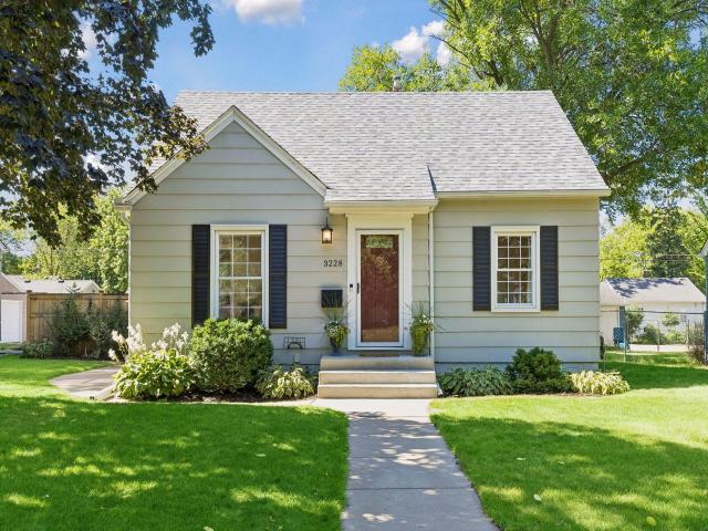3228 Hampshire Avenue S Minneapolis MN 55426 - MLS# 7090056