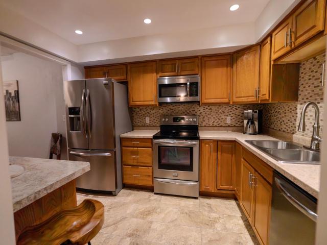 2055 Carriage Drive SW Unit 2055H Rochester MN 55902 - MLS# 7090186