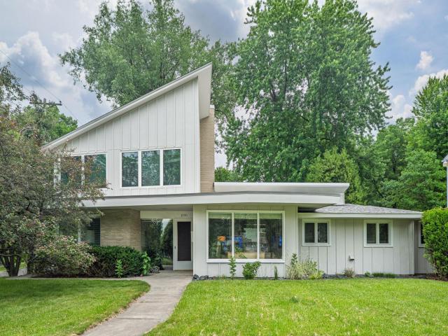 2191 Edgcumbe Road Saint Paul MN 55116 - MLS# 7090362