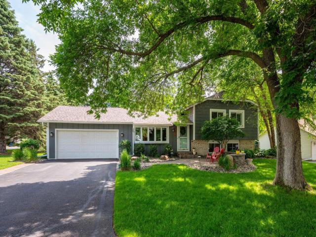7896 Berkshire Lane N Maple Grove MN 55311 - MLS# 7090629