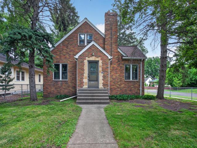 1262 Edgcumbe Road Saint Paul MN 55105 - MLS# 7090687