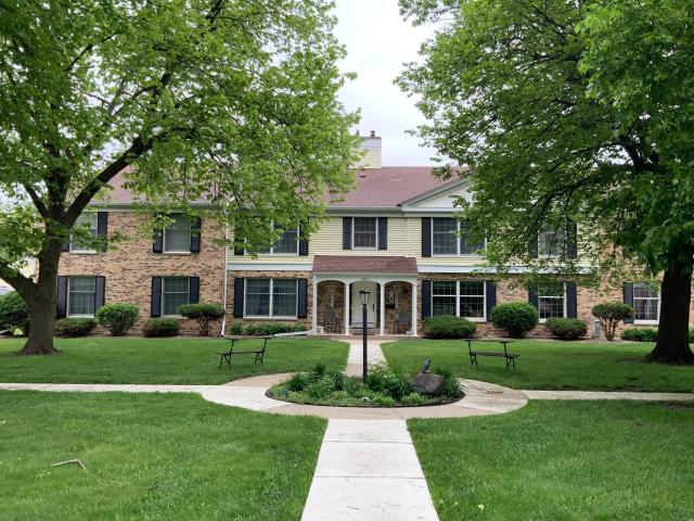 2053 Carriage Drive SW Unit 2053H Rochester MN 55902 - MLS# 7090763
