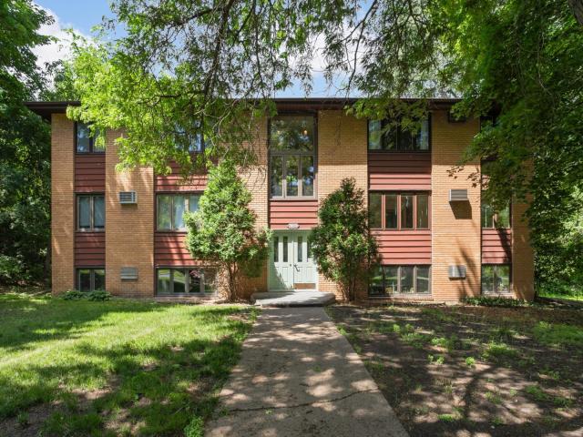 2301 Unity Avenue N Minneapolis MN 55422 - MLS# 7090910