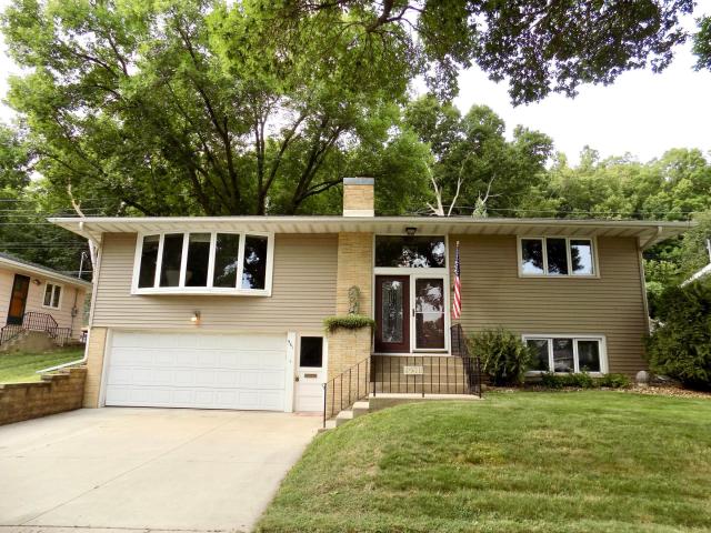 961 11 1/4 Street SW Rochester MN 55902 - MLS# 7090952