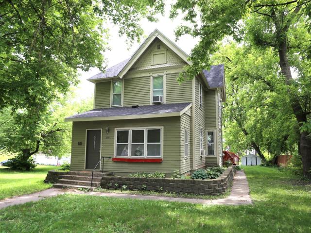209 4th Street E Carver MN 55315 - MLS# 7090966