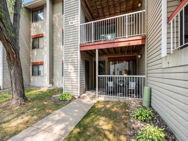 350 Shelard Parkway Unit 106 Minneapolis MN 55426 - MLS# 7091065